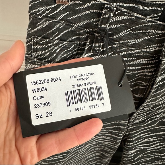 Paige Hoxton Ultra Skinny Zebra Stripe size 28 NWT - Picture 5 of 12
